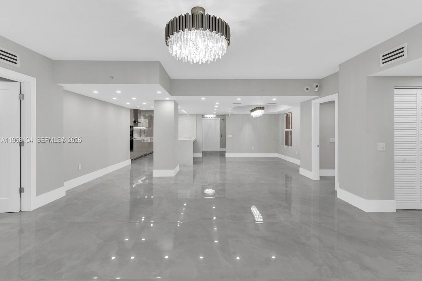 2051 SE 3rd St #406, Deerfield Beach FL 33441