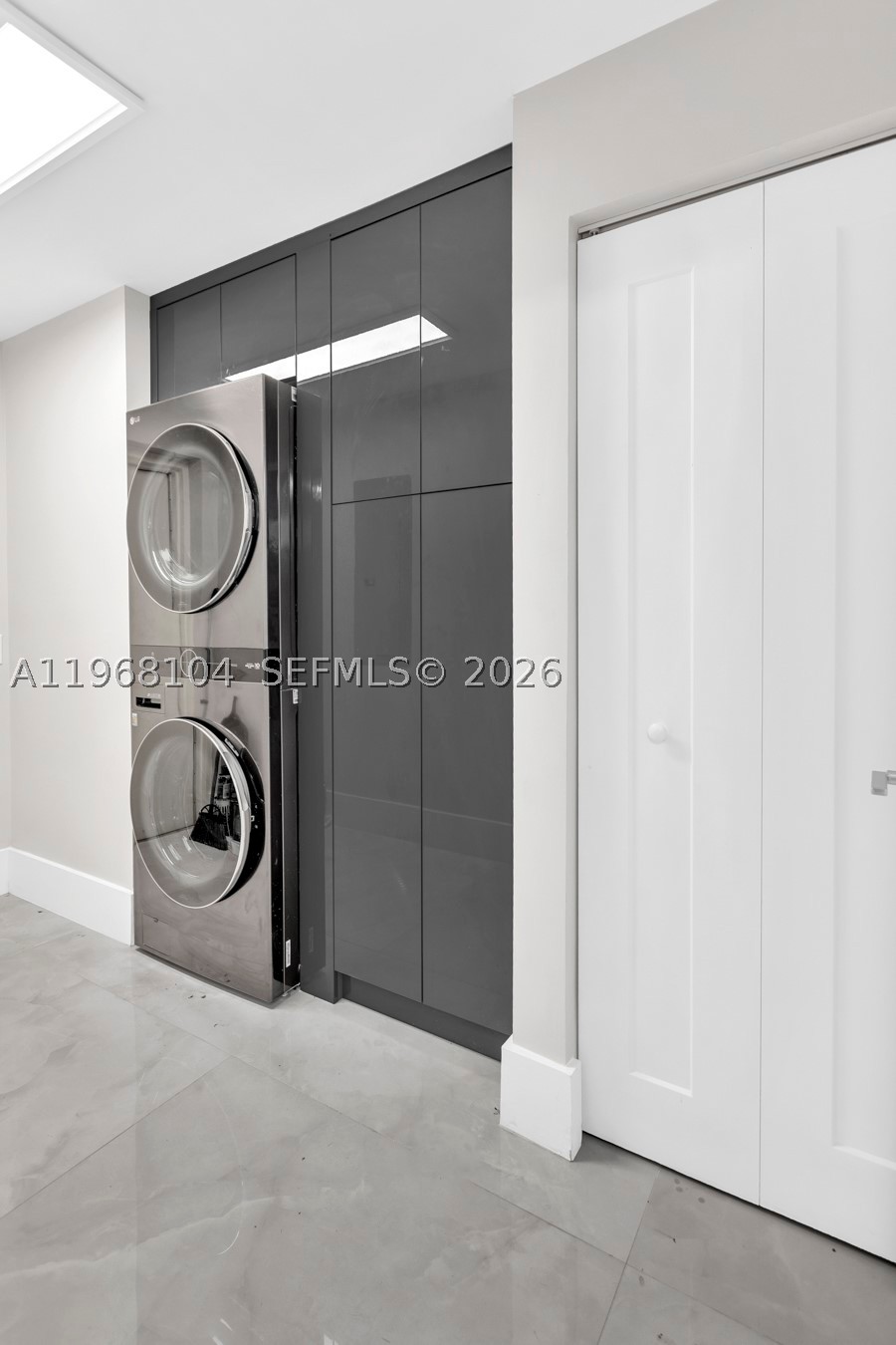 2051 SE 3rd St #406, Deerfield Beach FL 33441