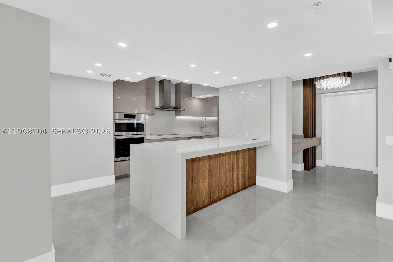 2051 SE 3rd St #406, Deerfield Beach FL 33441