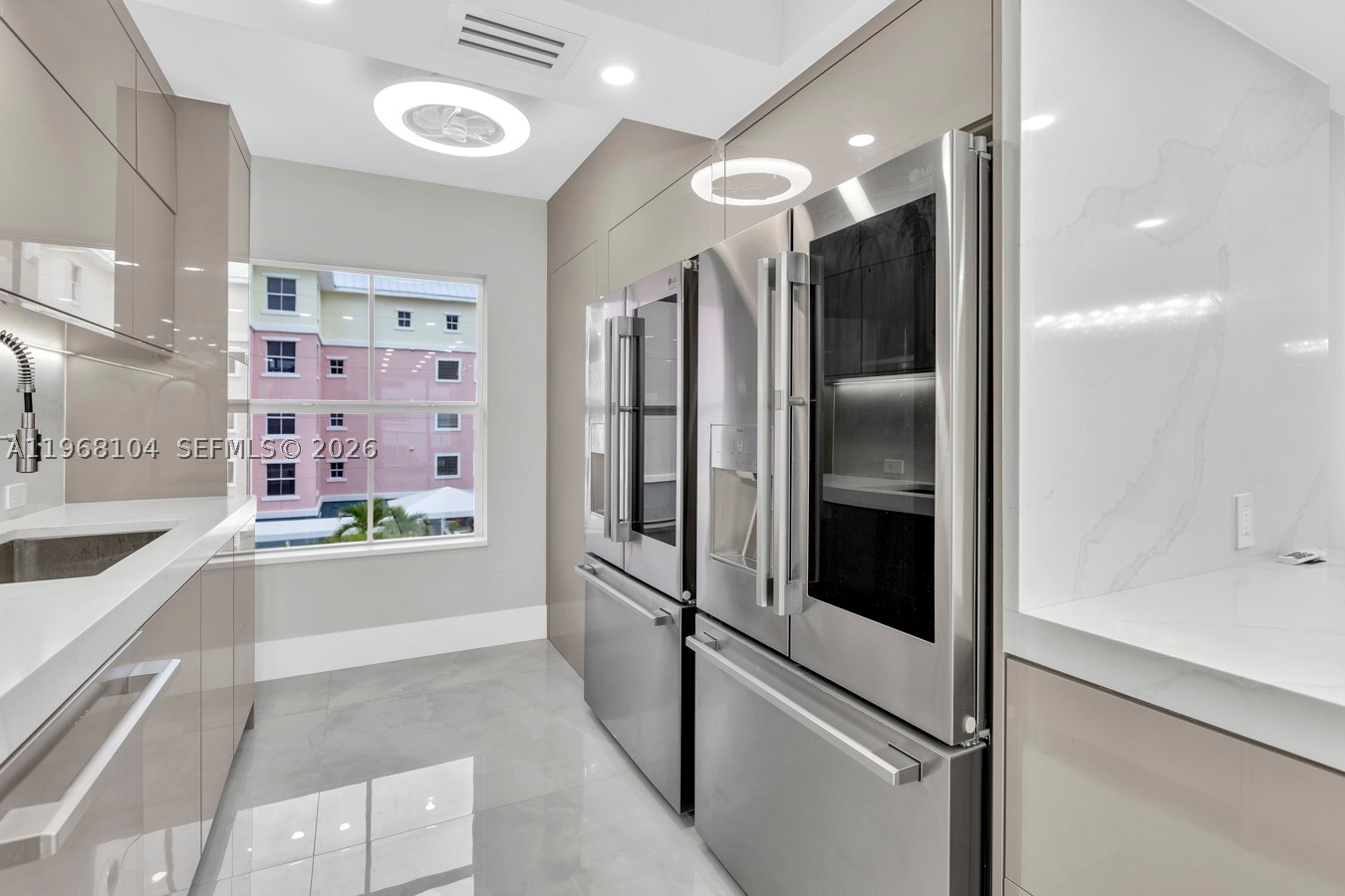 2051 SE 3rd St #406, Deerfield Beach FL 33441