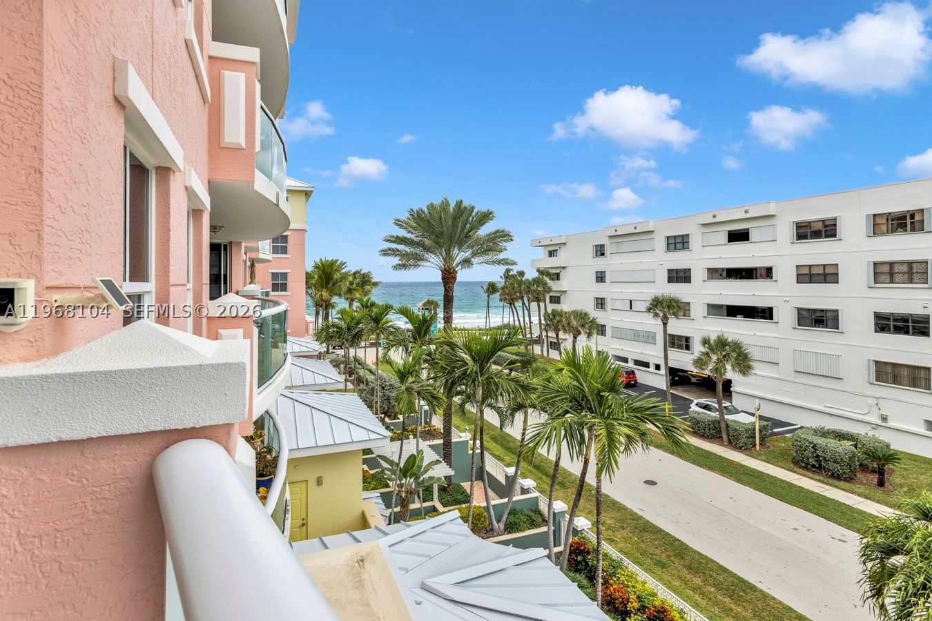 2051 SE 3rd St #406, Deerfield Beach FL 33441