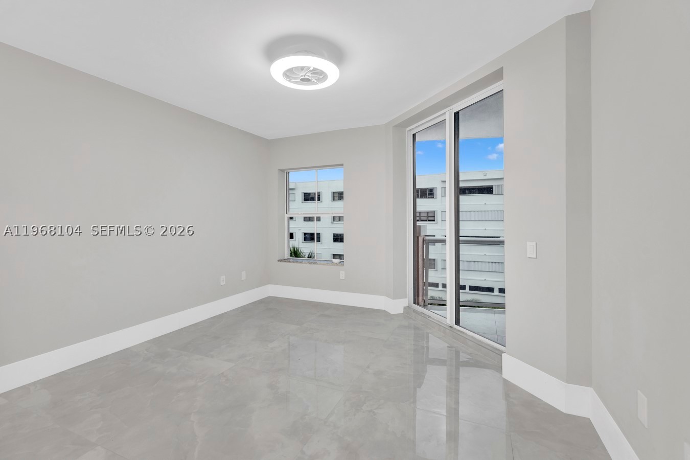2051 SE 3rd St #406, Deerfield Beach FL 33441