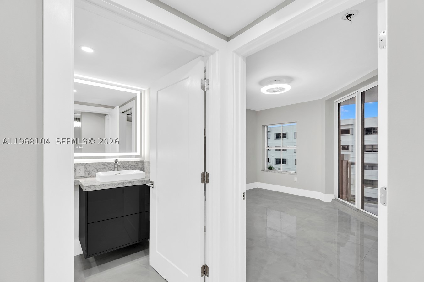 2051 SE 3rd St #406, Deerfield Beach FL 33441