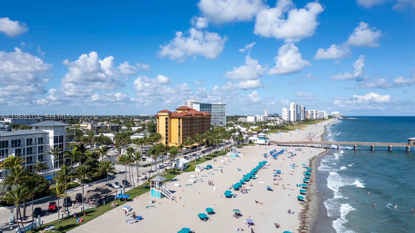 2051 SE 3rd St #406, Deerfield Beach FL 33441