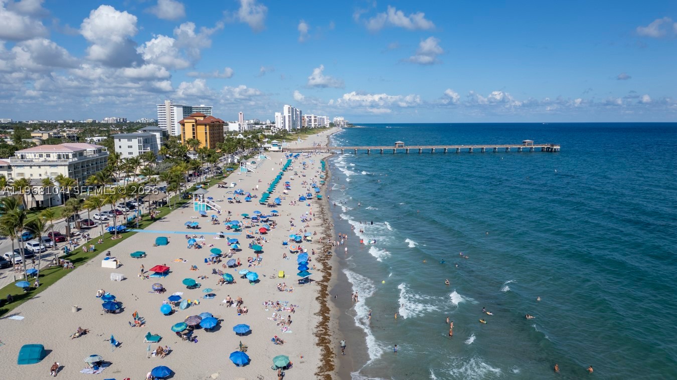 2051 SE 3rd St #406, Deerfield Beach FL 33441