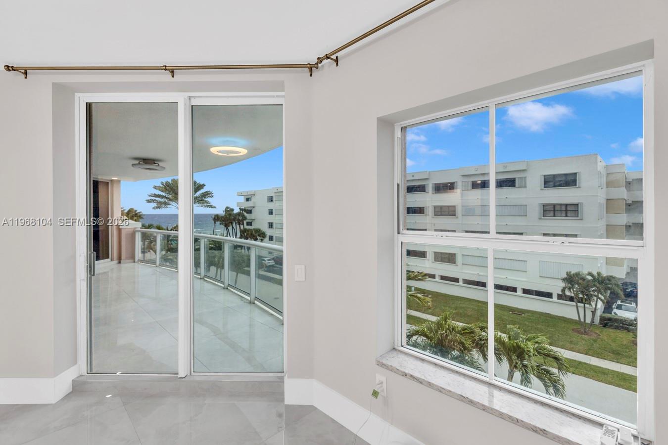 2051 SE 3rd St #406, Deerfield Beach FL 33441