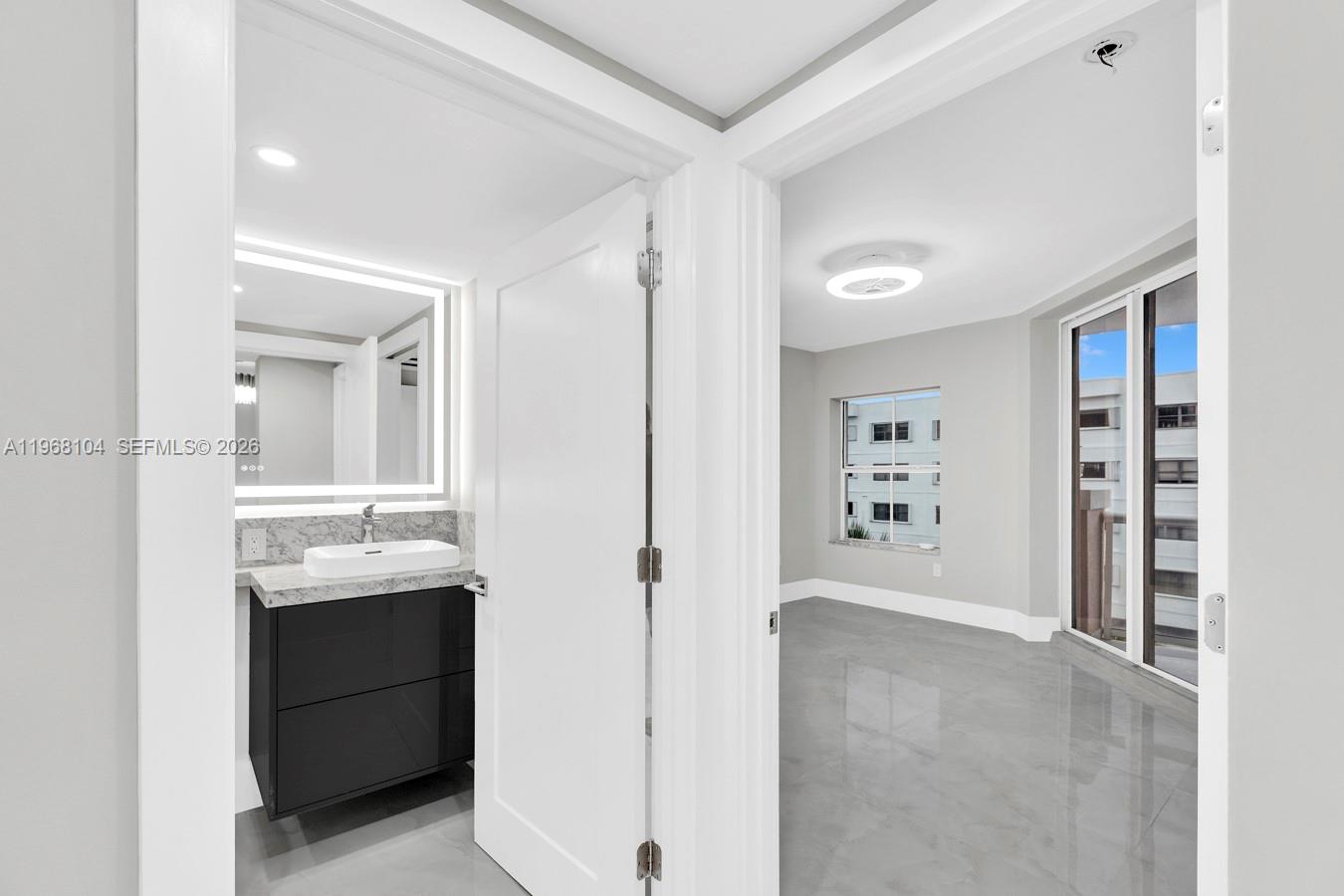 2051 SE 3rd St #406, Deerfield Beach FL 33441