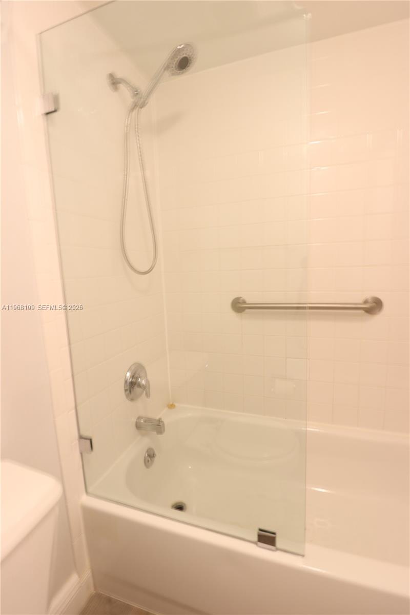 1301 River Reach Dr #214, Fort Lauderdale FL 33315