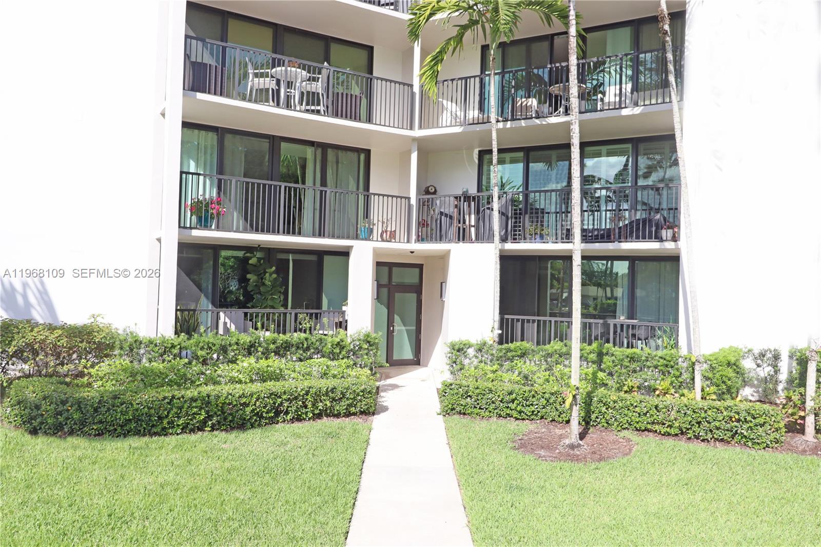 1301 River Reach Dr #214, Fort Lauderdale FL 33315