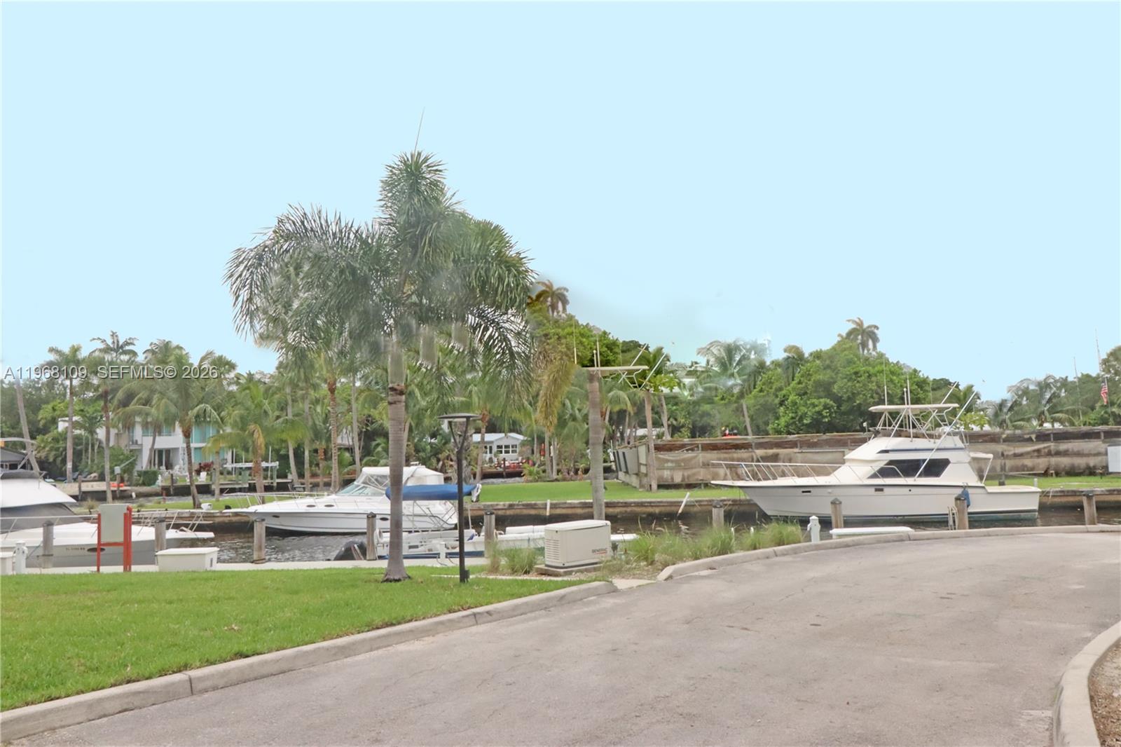 1301 River Reach Dr #214, Fort Lauderdale FL 33315