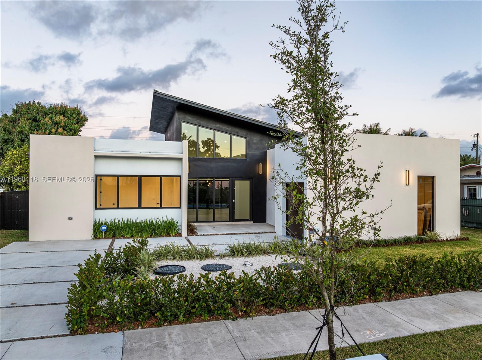 4321 SW 99th Ave, Miami FL 33165