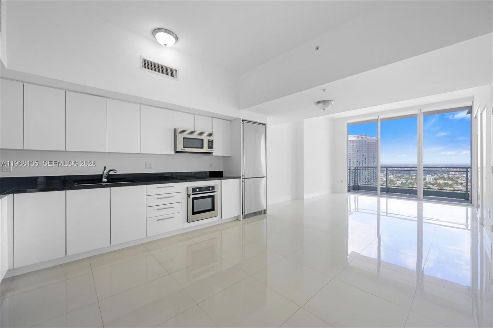 92 SW 3rd St #5109, Miami FL 33130
