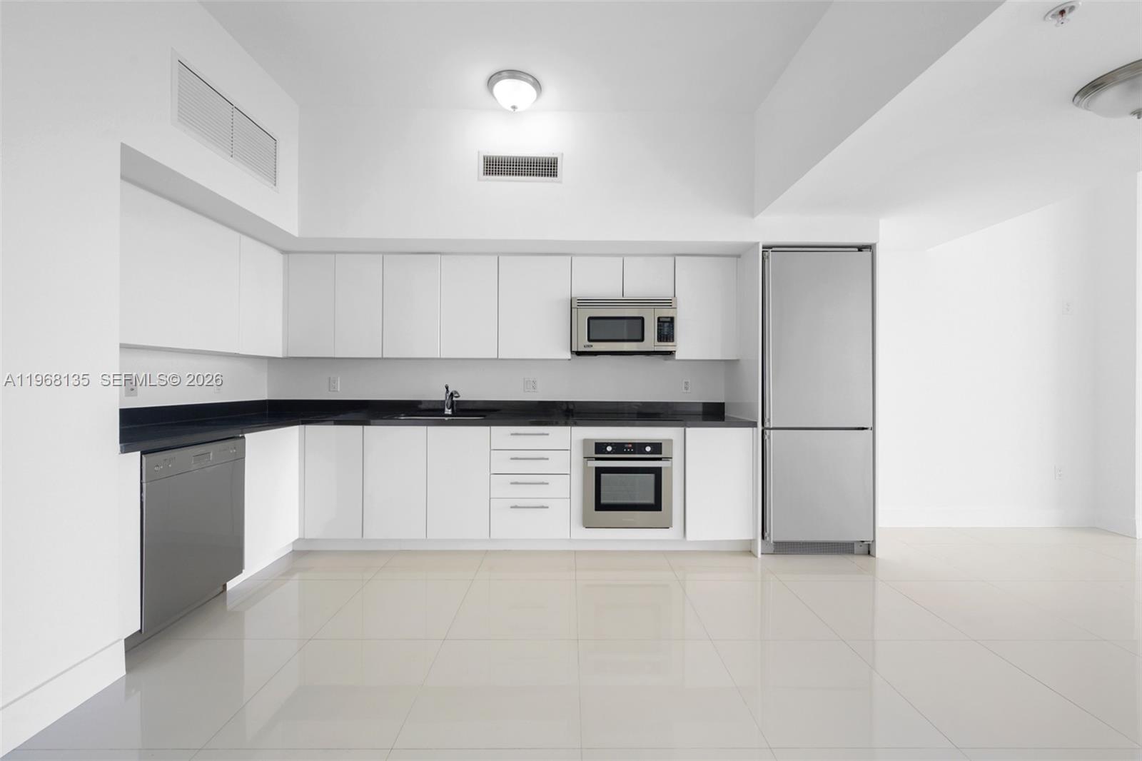 92 SW 3rd St #5109, Miami FL 33130