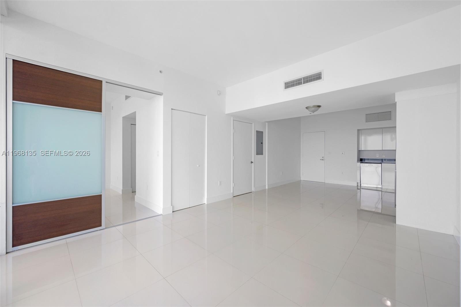 92 SW 3rd St #5109, Miami FL 33130