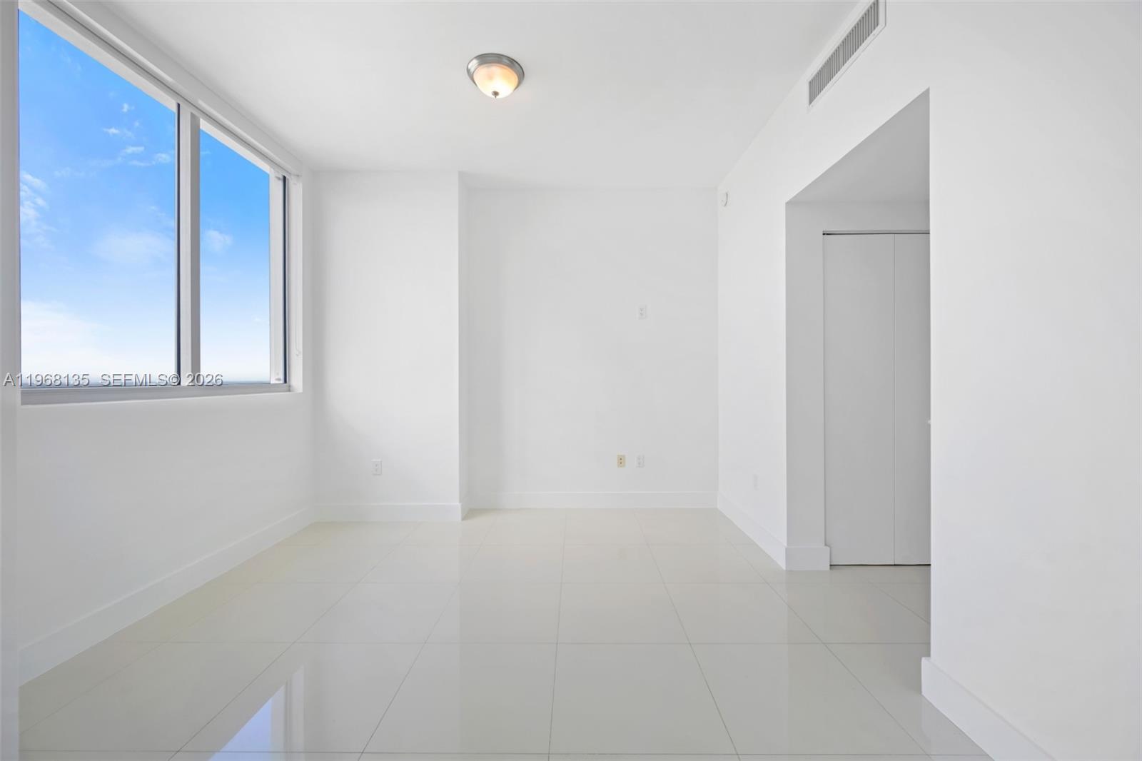 92 SW 3rd St #5109, Miami FL 33130