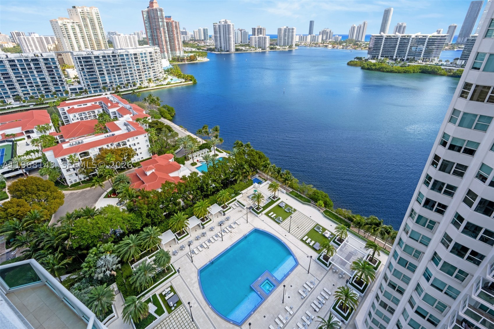 3301 NE 183 Street #2209, Aventura FL 33160