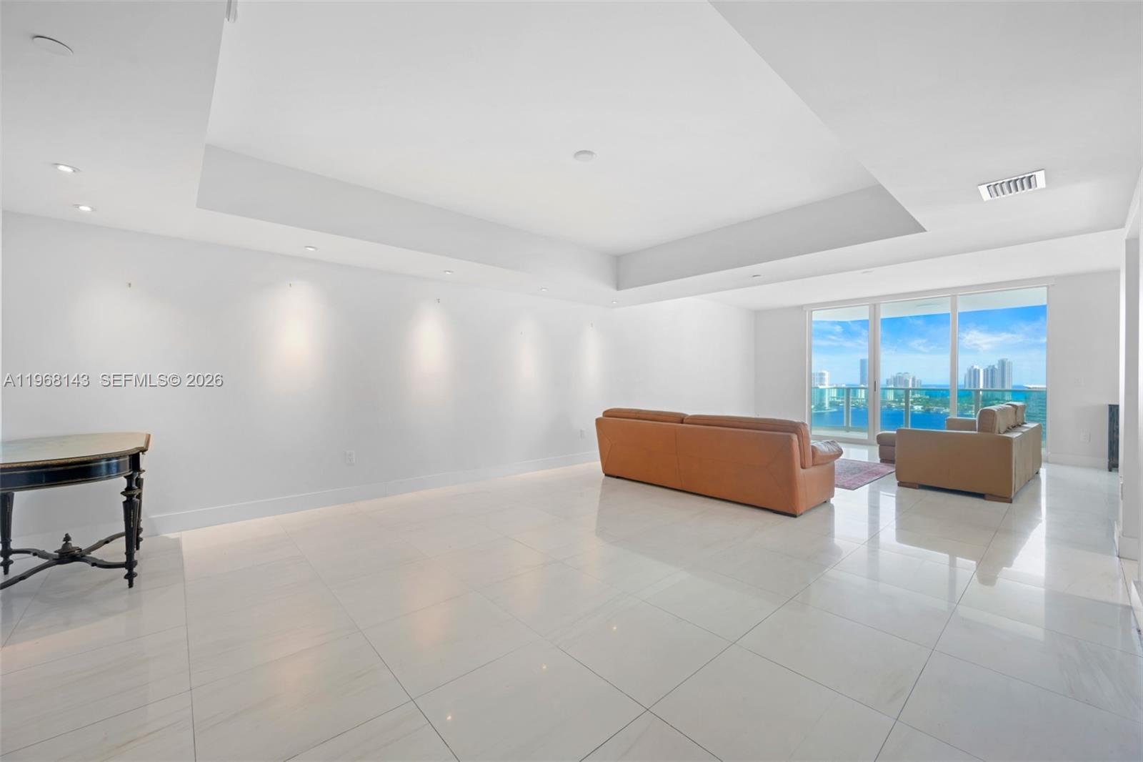 3301 NE 183 #2209, Aventura FL 33160