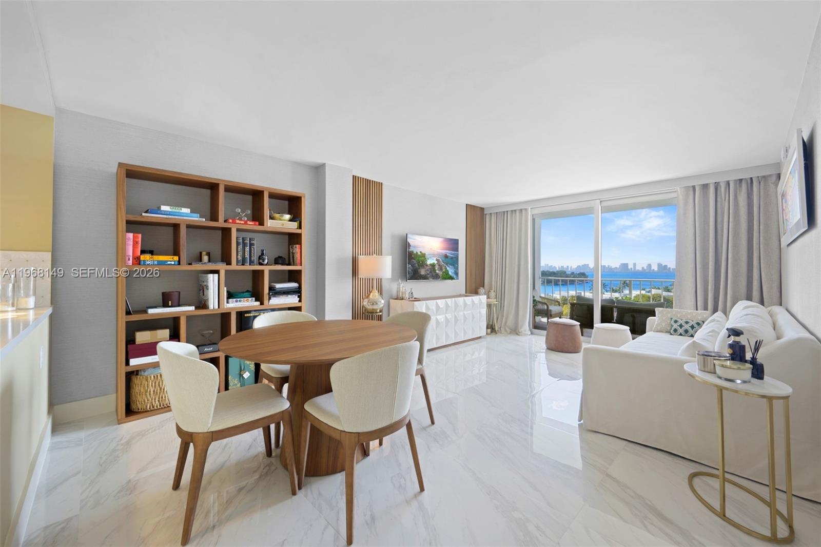 6900 Bay Dr #8A, Miami Beach FL 33141