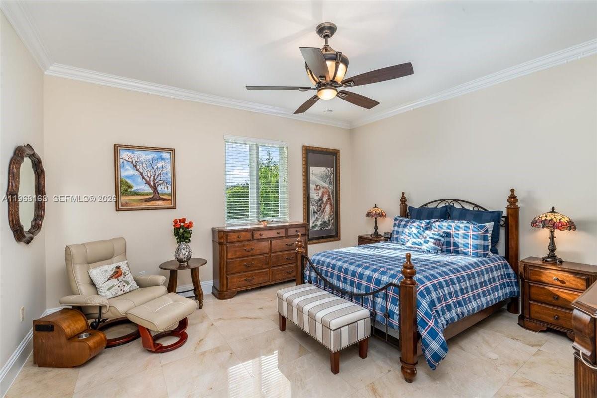 7851 NW 166th Ter, Miami Lakes FL 33016
