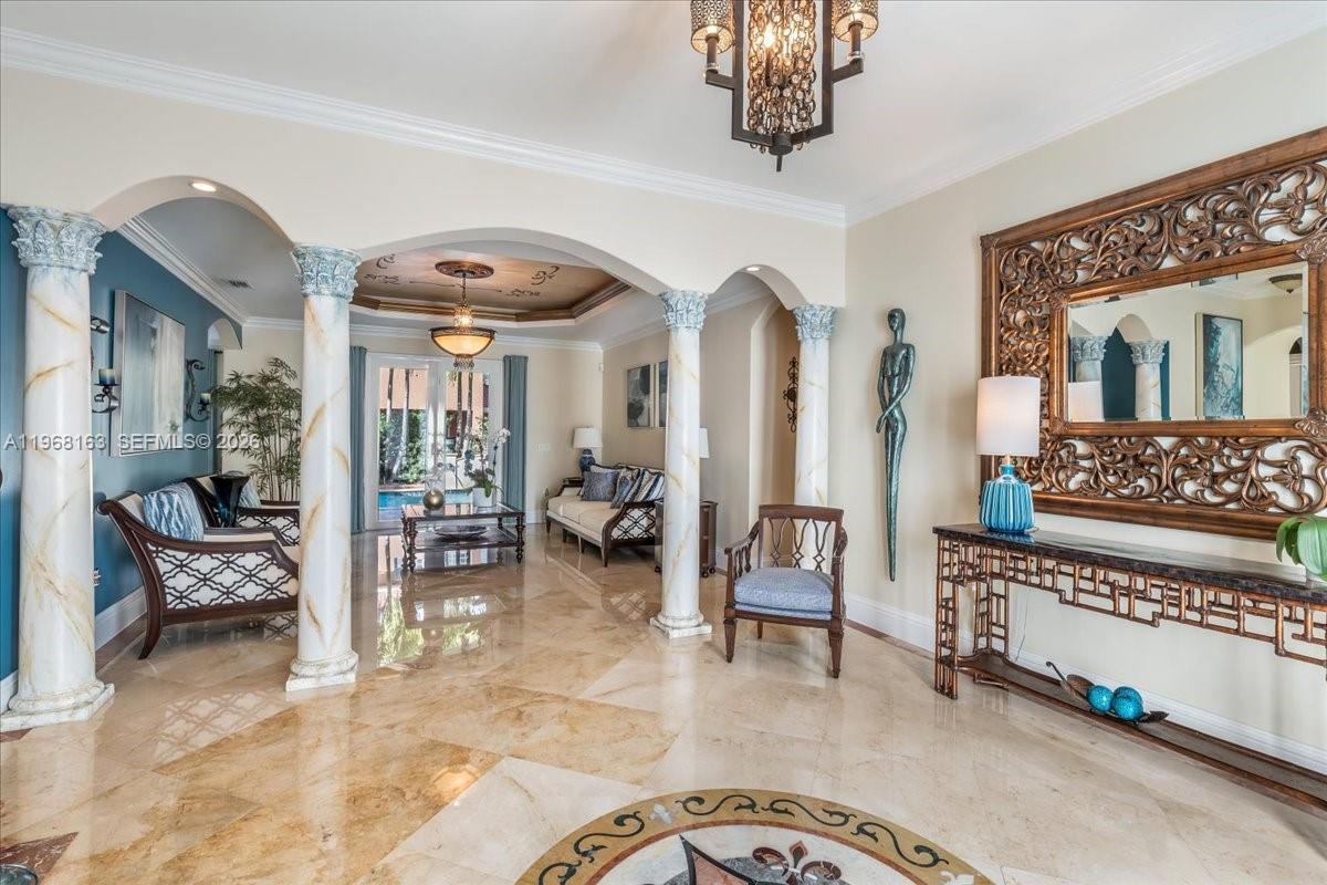 7851 NW 166th Ter, Miami Lakes FL 33016