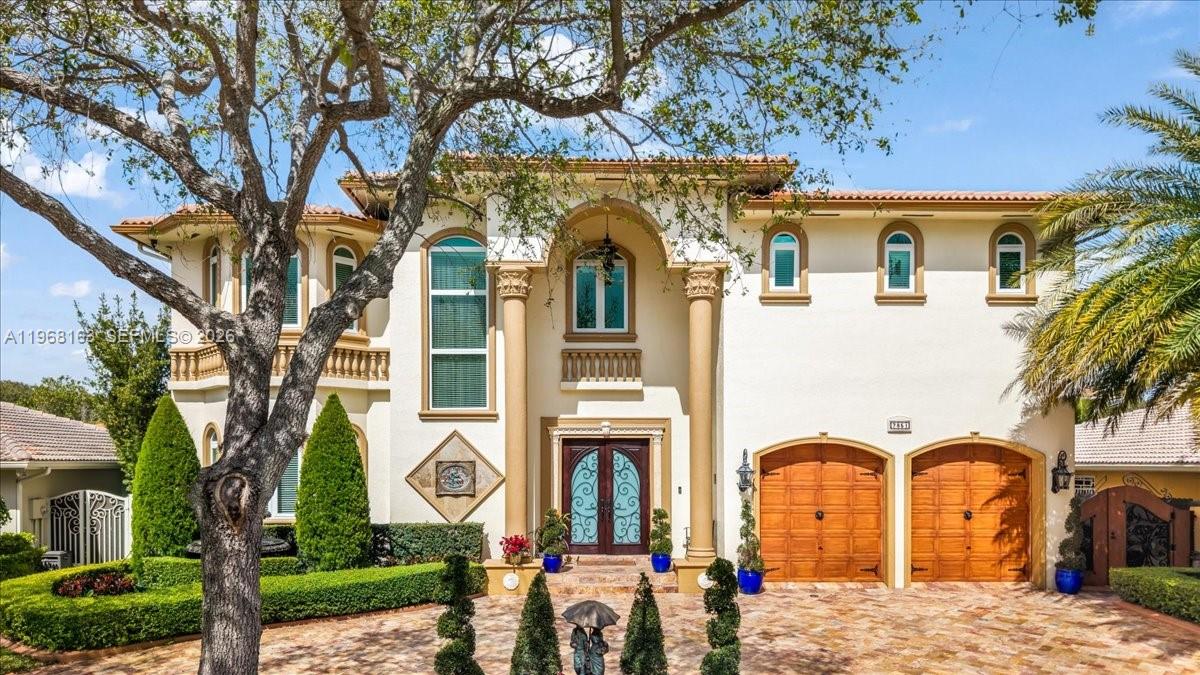 7851 NW 166th Ter, Miami Lakes FL 33016