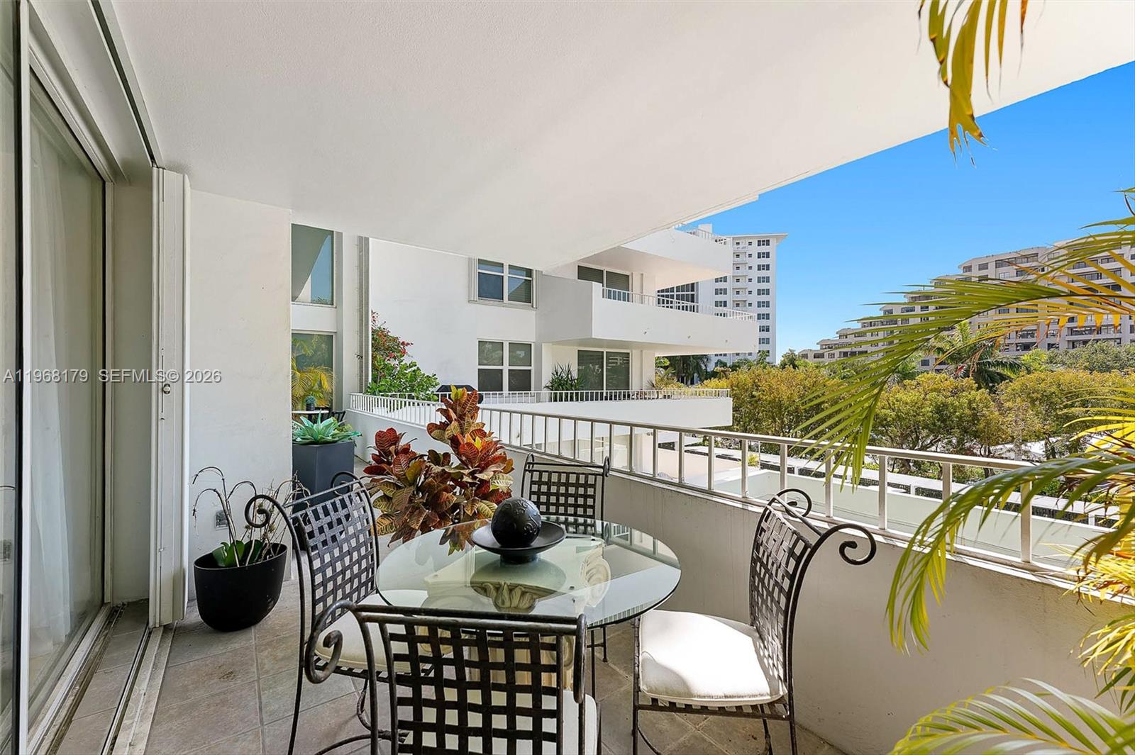 199 Ocean Lane Dr #311, Key Biscayne FL 33149