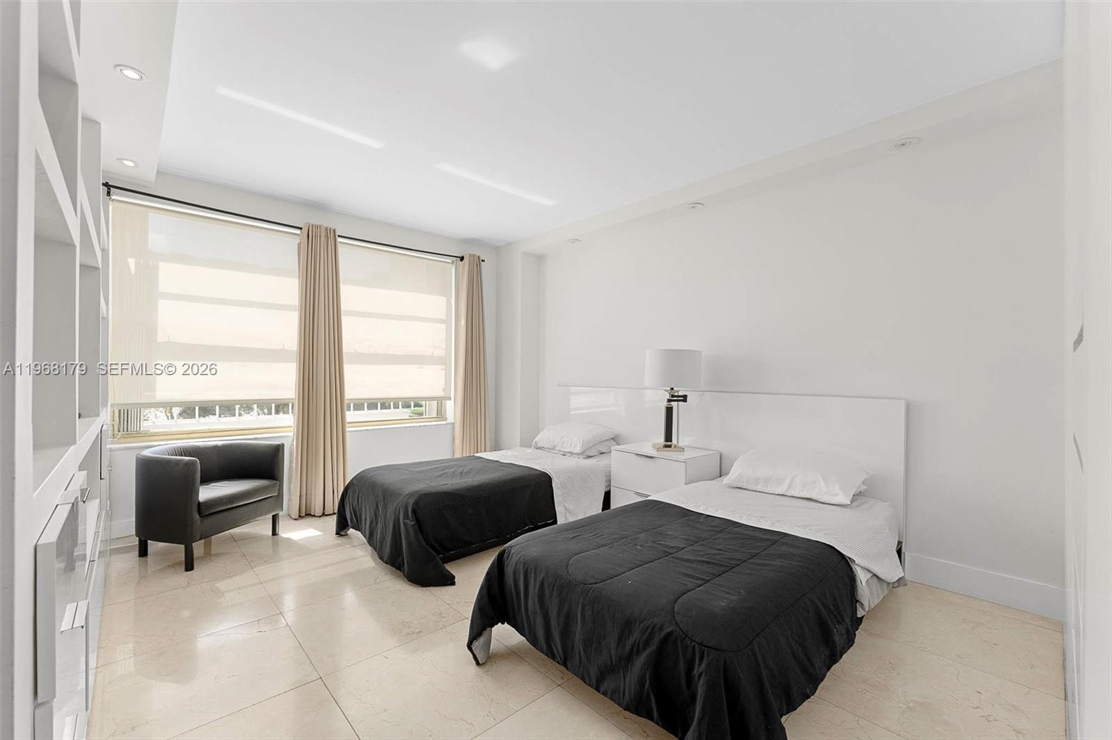 199 Ocean Lane Dr #311, Key Biscayne FL 33149