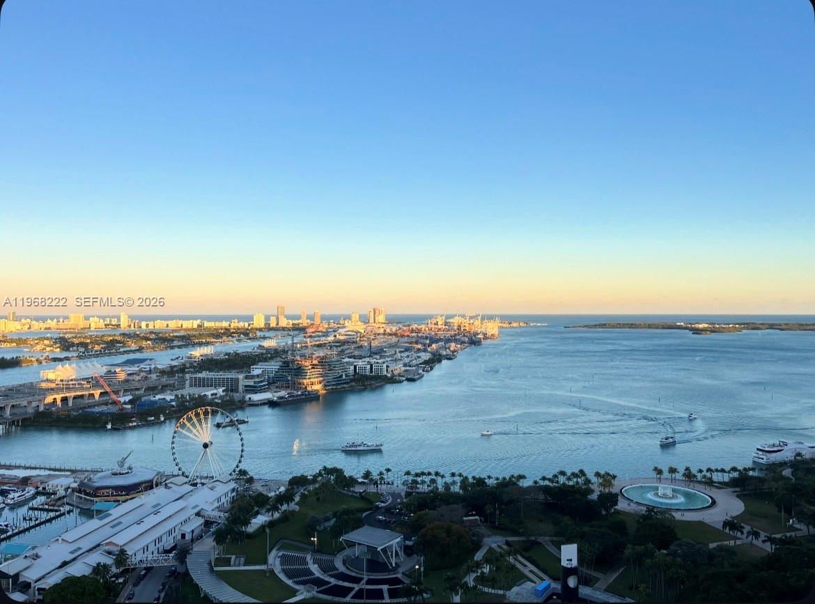253 NE 2nd St #3903, Miami FL 33132