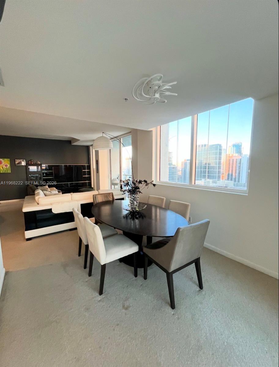 253 NE 2nd St #3903, Miami FL 33132