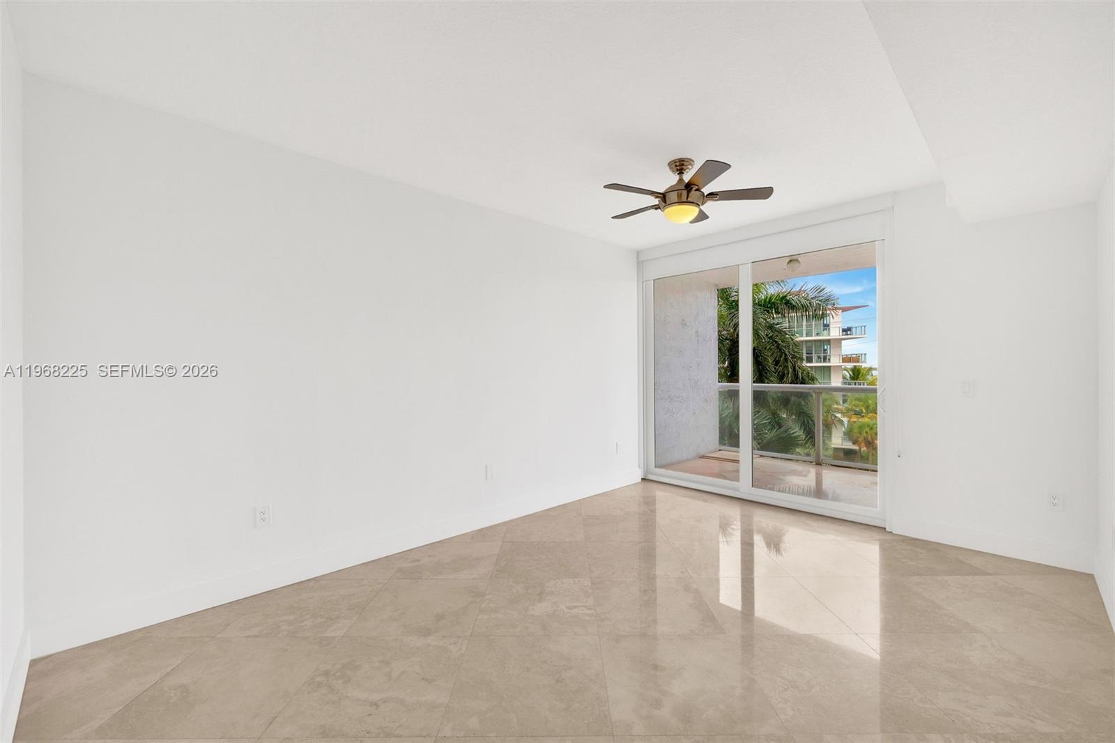 10 Venetian Way #403, Miami Beach FL 33139