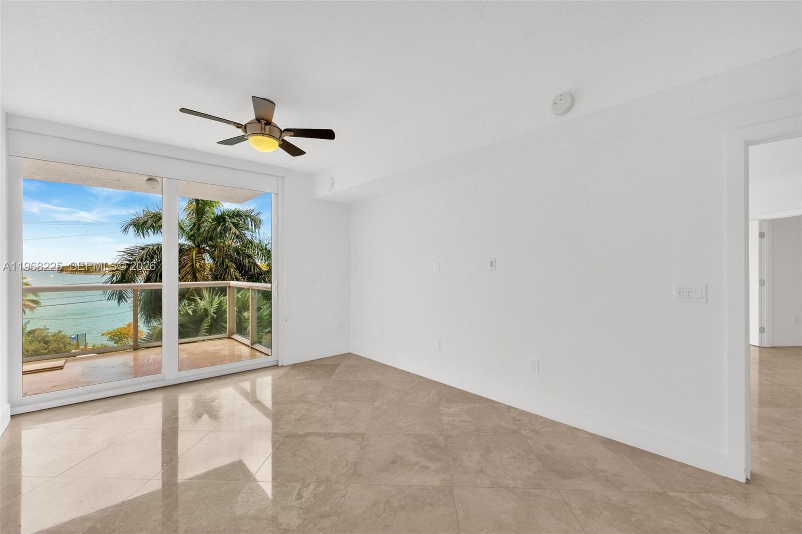 10 Venetian Way #403, Miami Beach FL 33139
