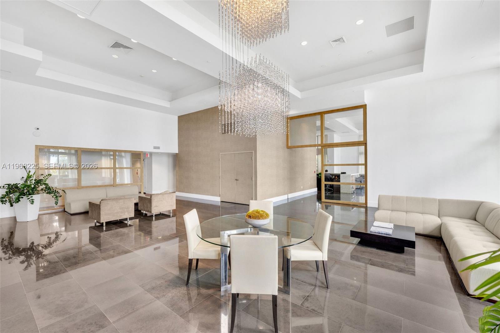 10 Venetian Way #403, Miami Beach FL 33139