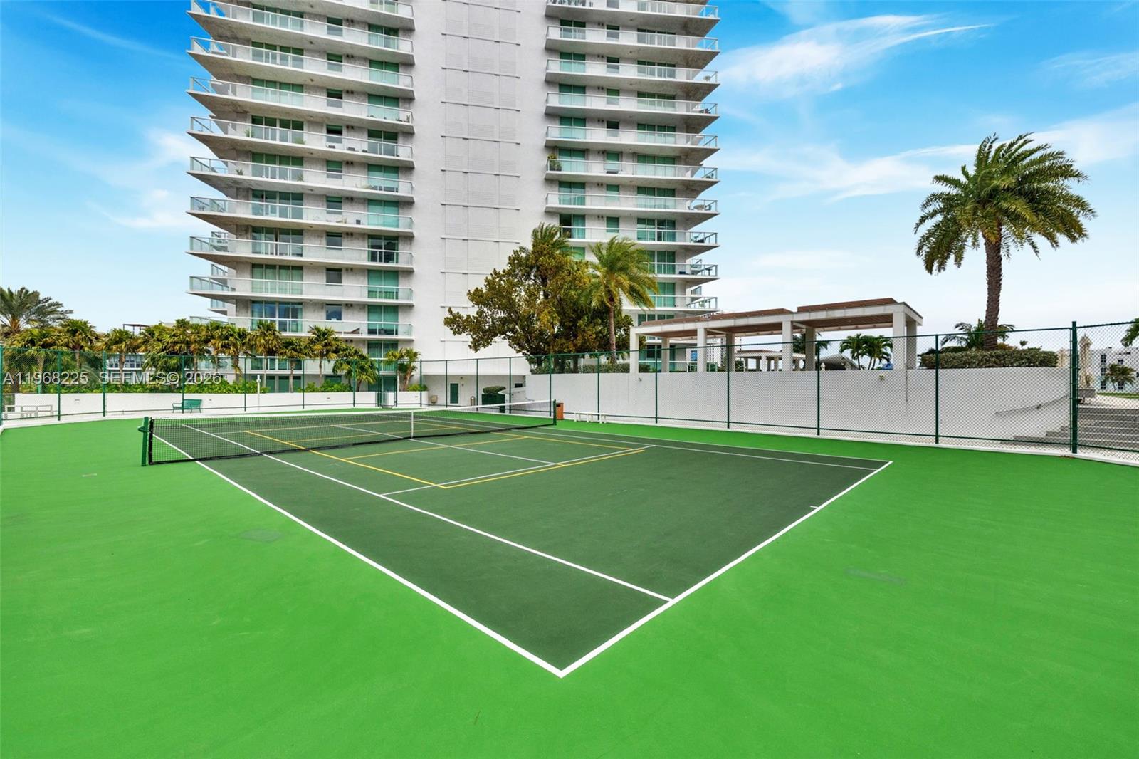 10 Venetian Way #403, Miami Beach FL 33139