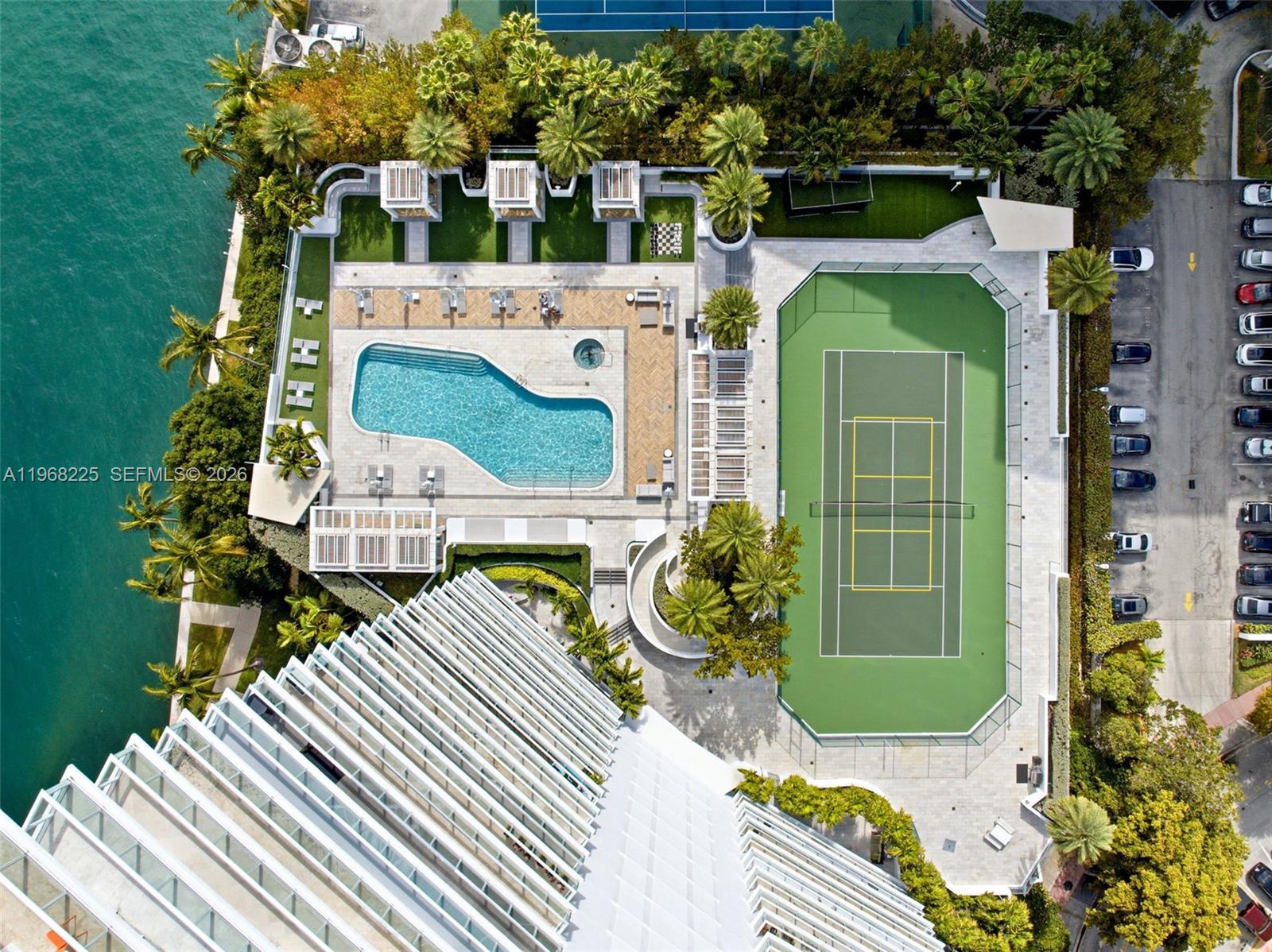 10 Venetian Way #403, Miami Beach FL 33139