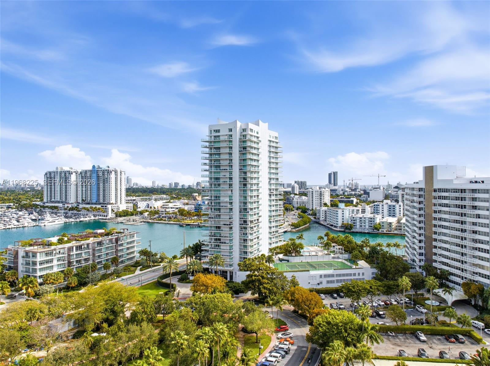 10 Venetian Way #403, Miami Beach FL 33139