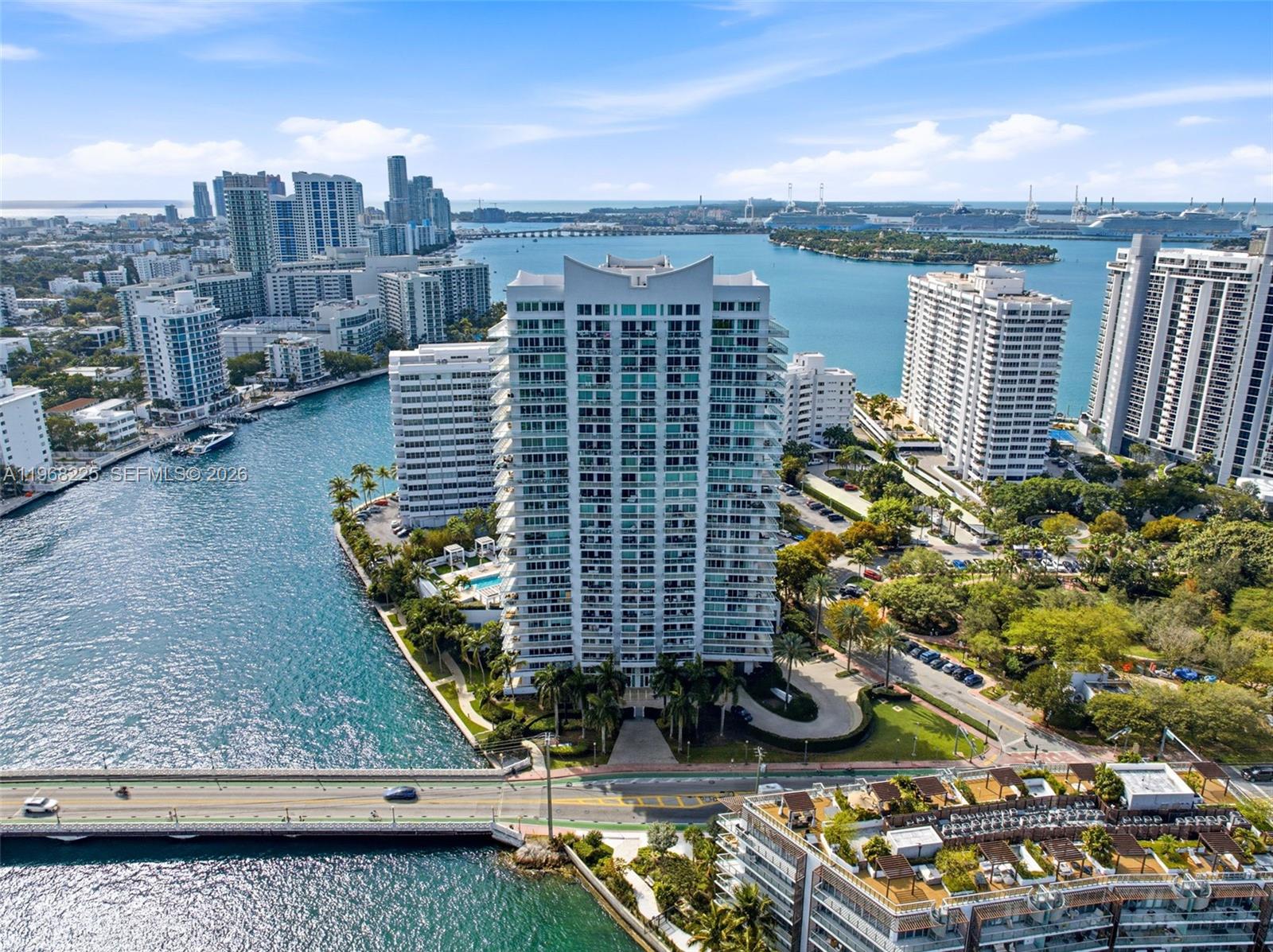 10 Venetian Way #403, Miami Beach FL 33139