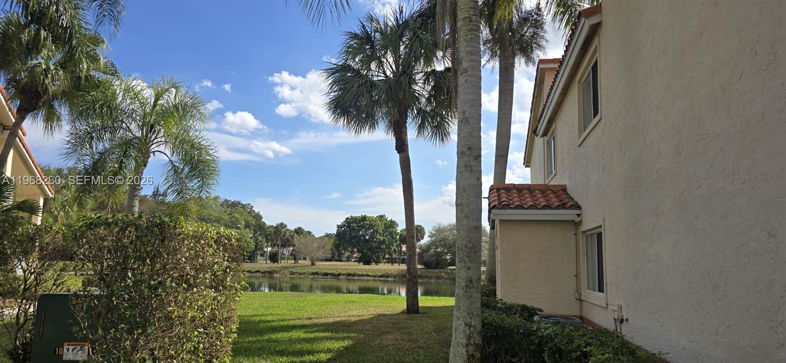 3300 N Pinewalk Dr N #1911, Margate FL 33063