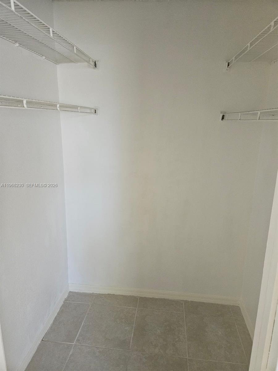 3300 N Pinewalk Dr N #1911, Margate FL 33063