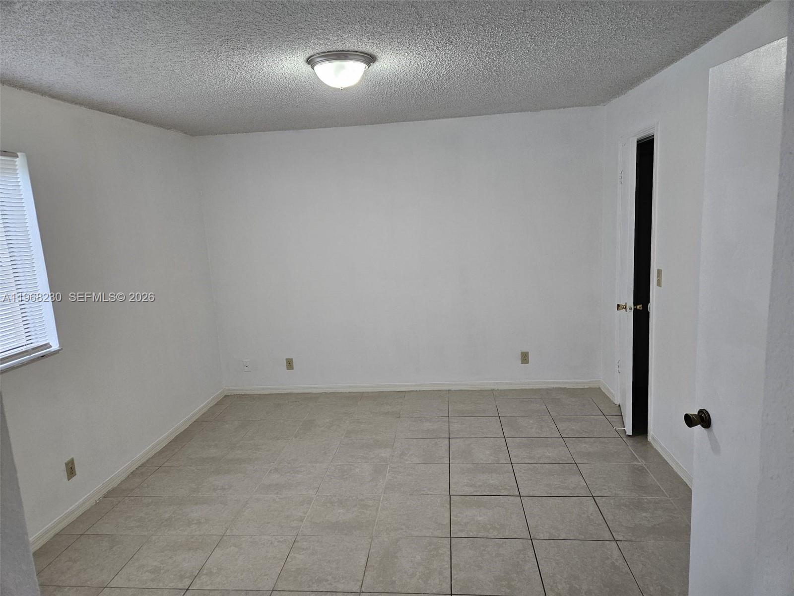 3300 N Pinewalk Dr N #1911, Margate FL 33063