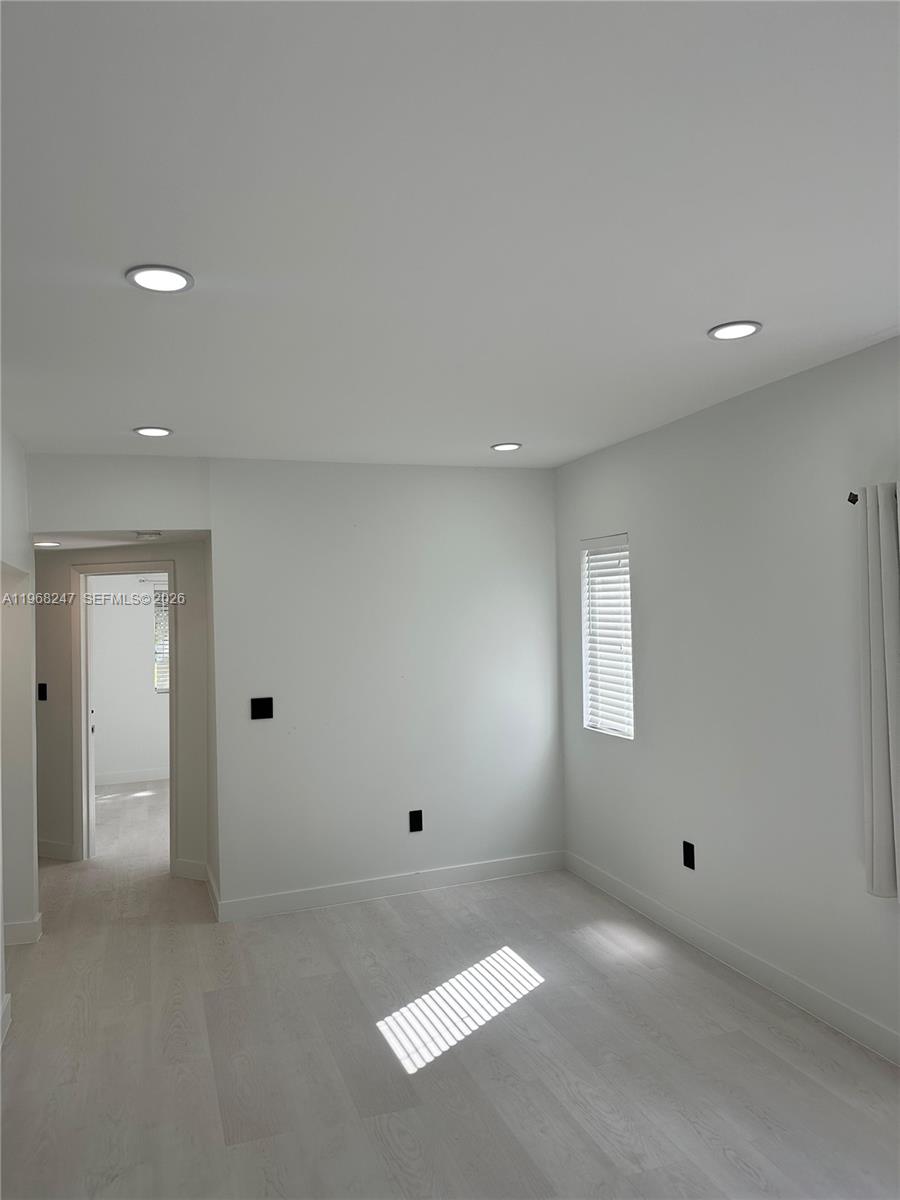 109 NW 6th Ave #5, Miami FL 33128