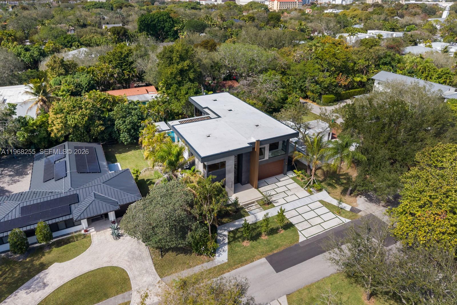 7420 SW 52nd Ave, Miami FL 33143