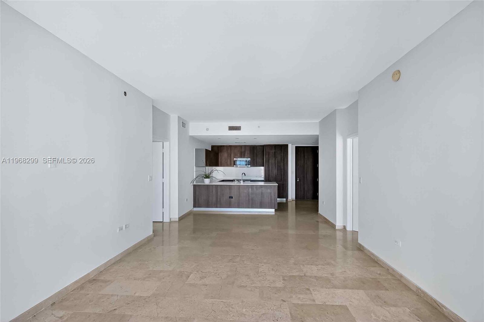 88 SW 7th St #3003, Miami FL 33130
