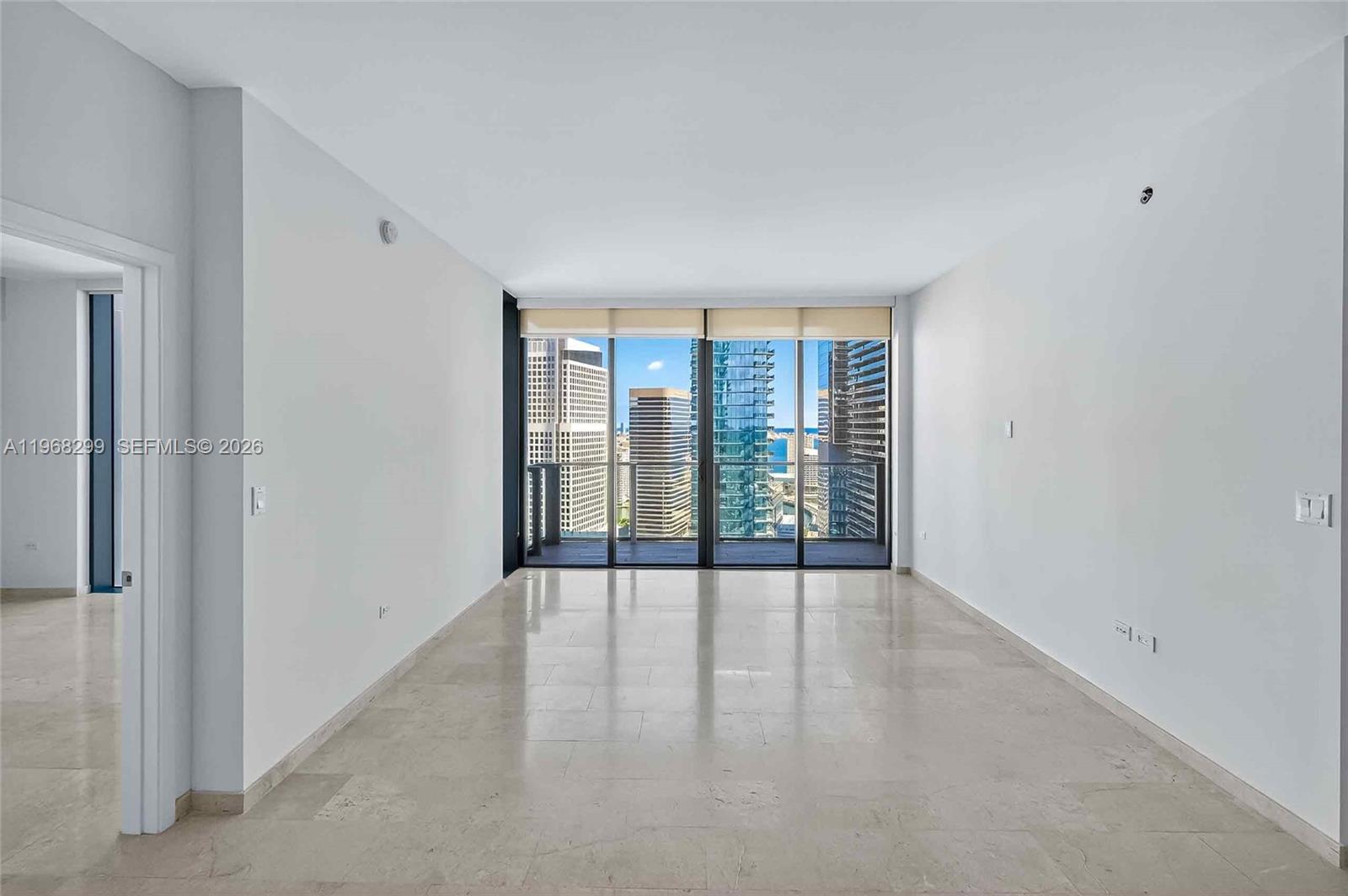 88 SW 7th St #3003, Miami FL 33130