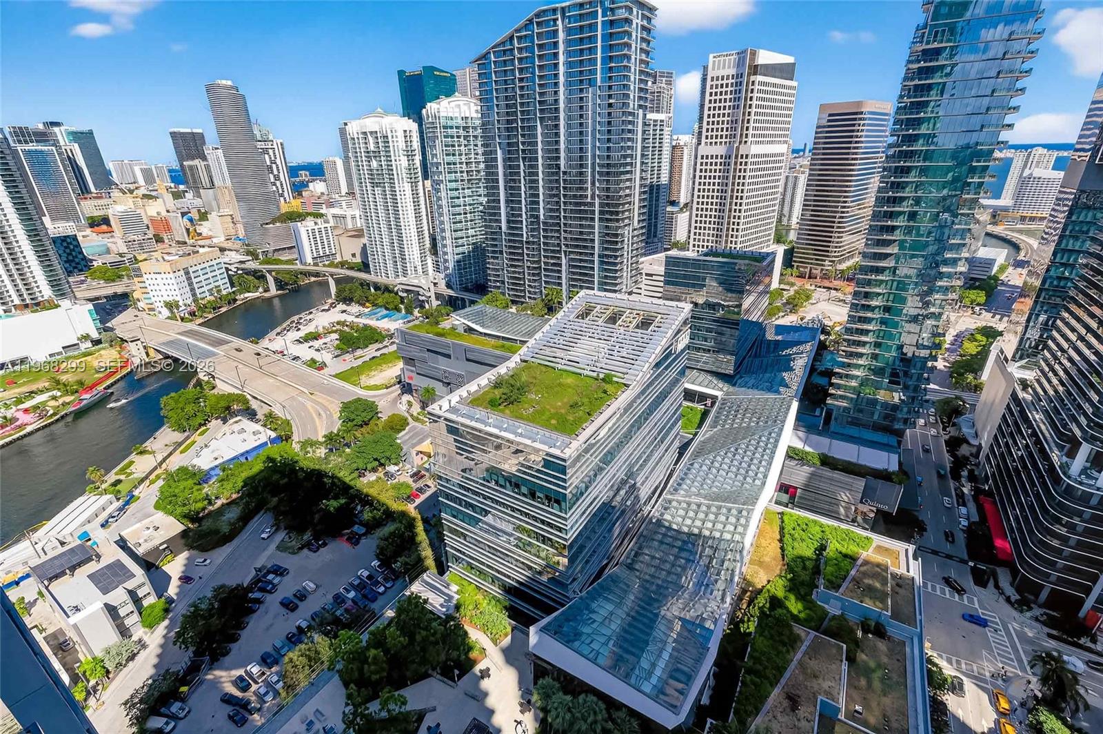 88 SW 7th St #3003, Miami FL 33130