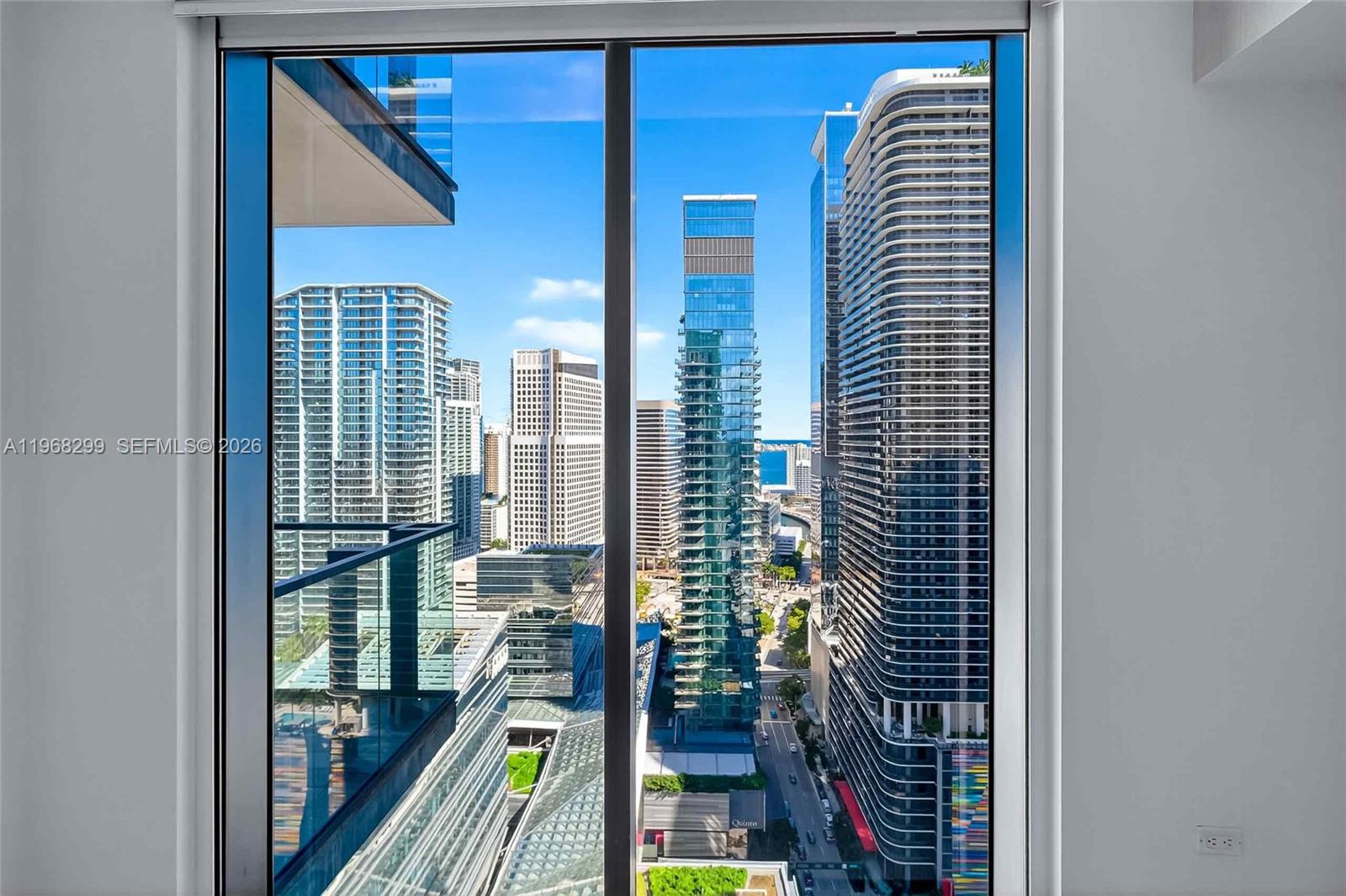 88 SW 7th St #3003, Miami FL 33130
