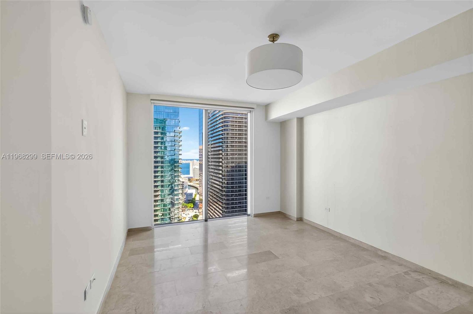88 SW 7th St #3003, Miami FL 33130