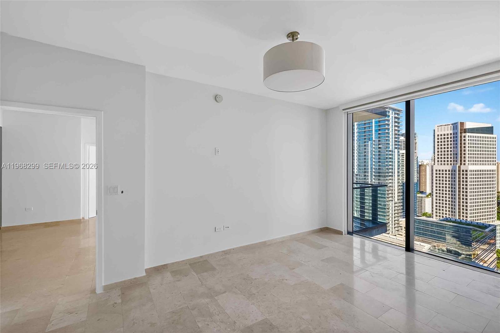 88 SW 7th St #3003, Miami FL 33130