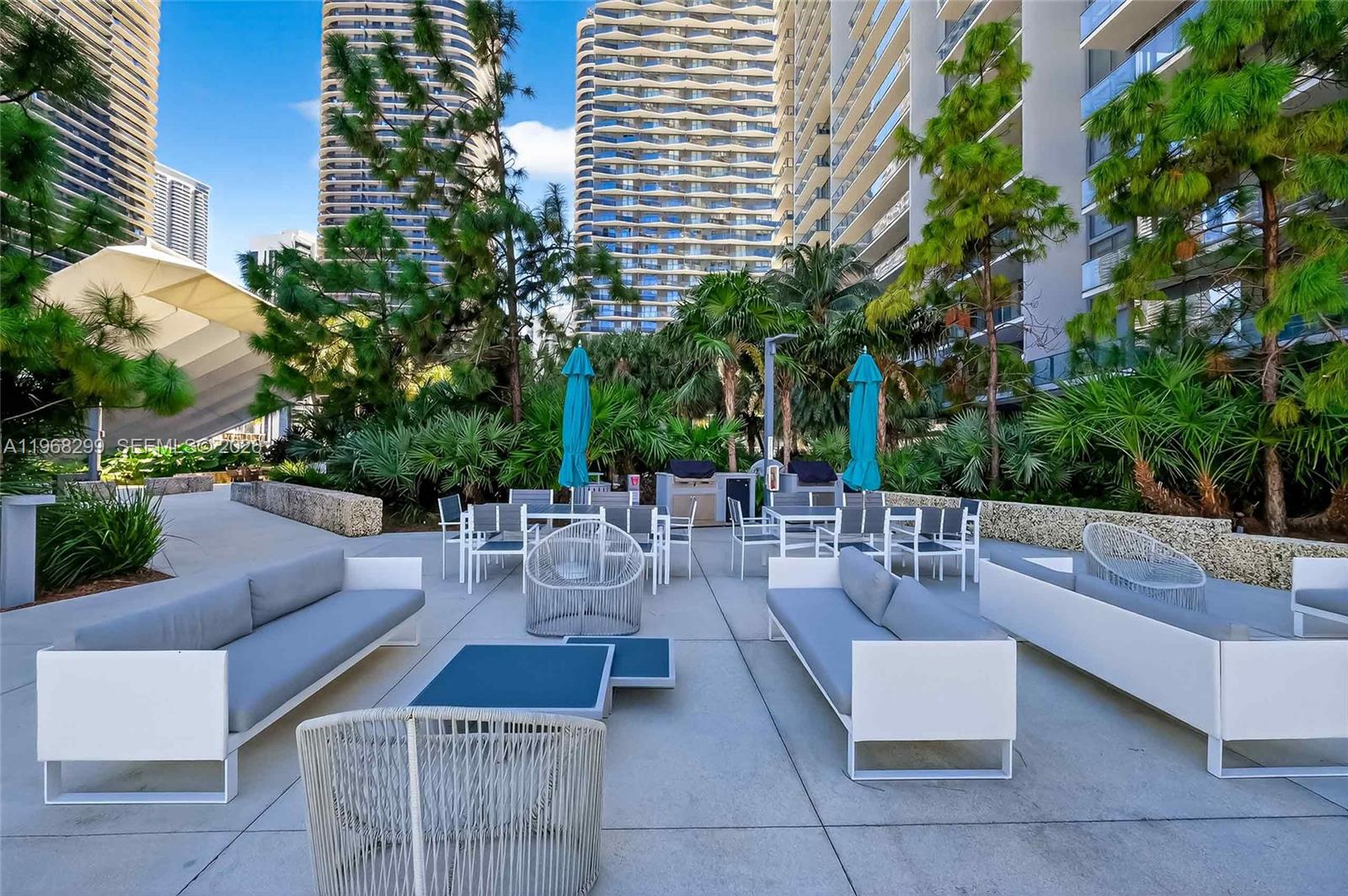 88 SW 7th St #3003, Miami FL 33130