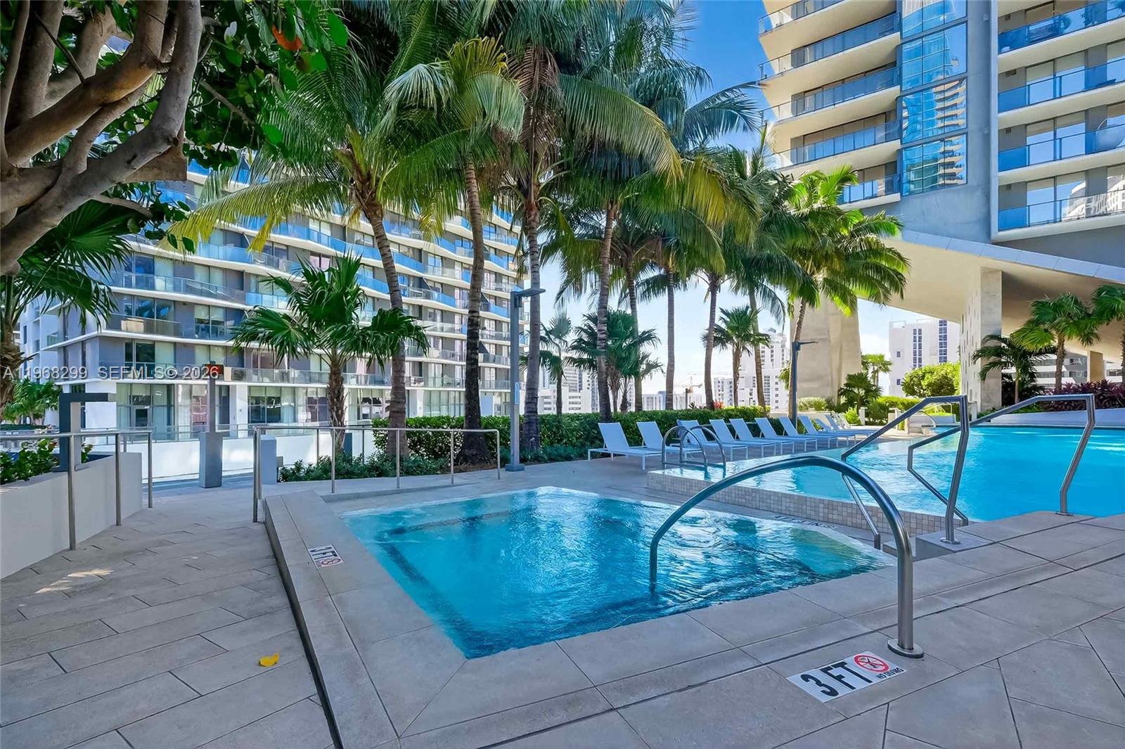 88 SW 7th St #3003, Miami FL 33130