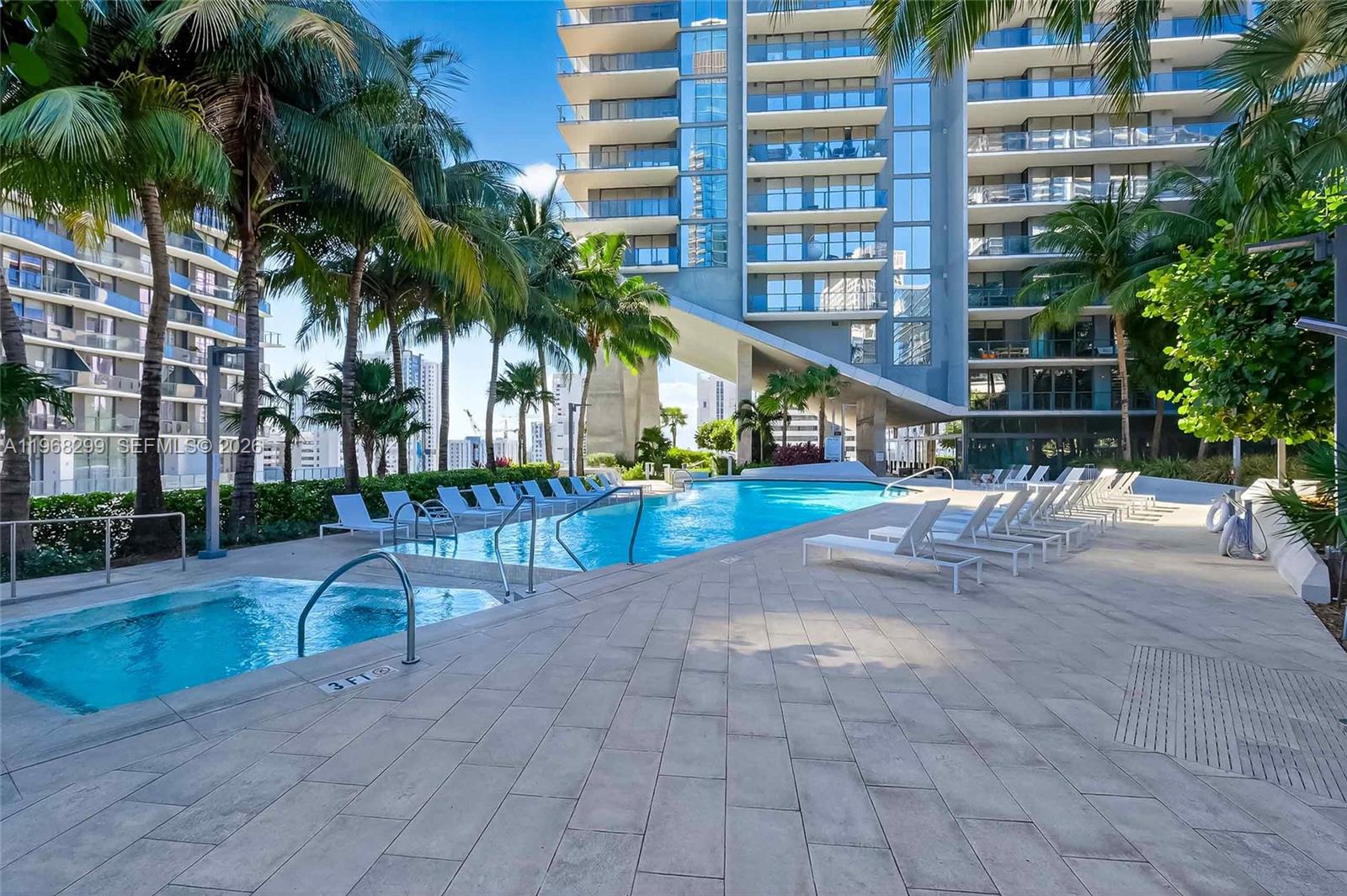 88 SW 7th St #3003, Miami FL 33130